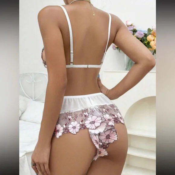 New Inventory 🔥Floral Print Mesh Lingerie Set🔥 - Picture 3 of 5
